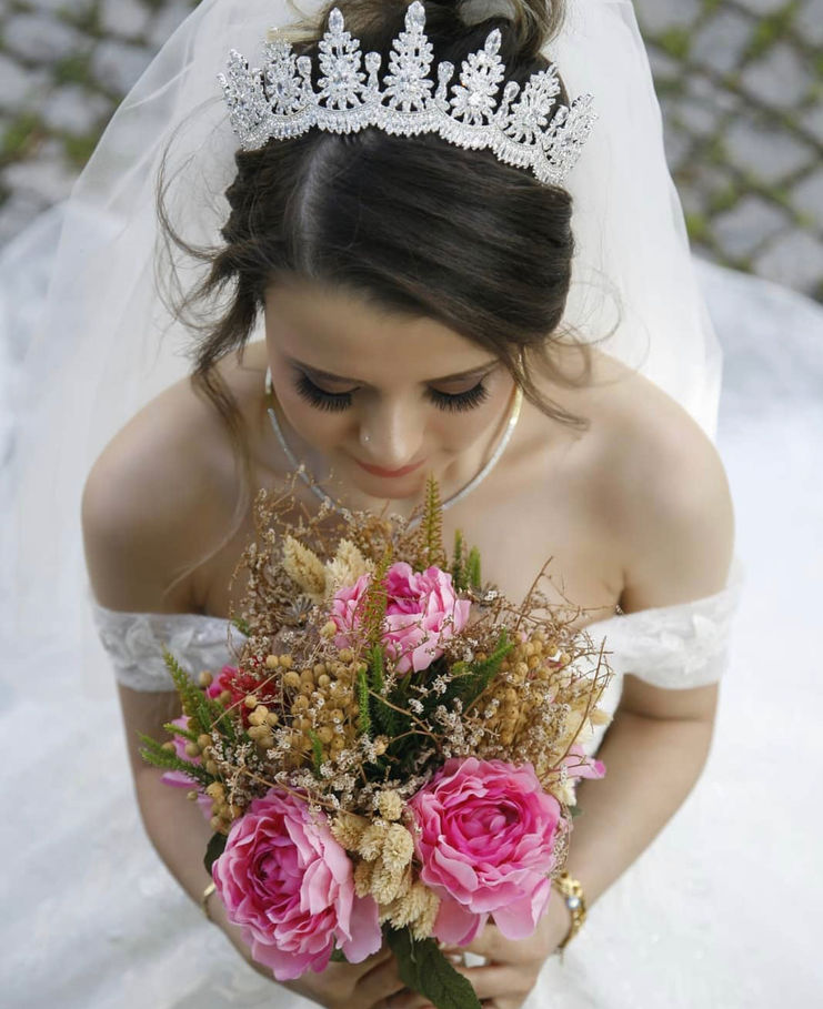 DREAMS bride